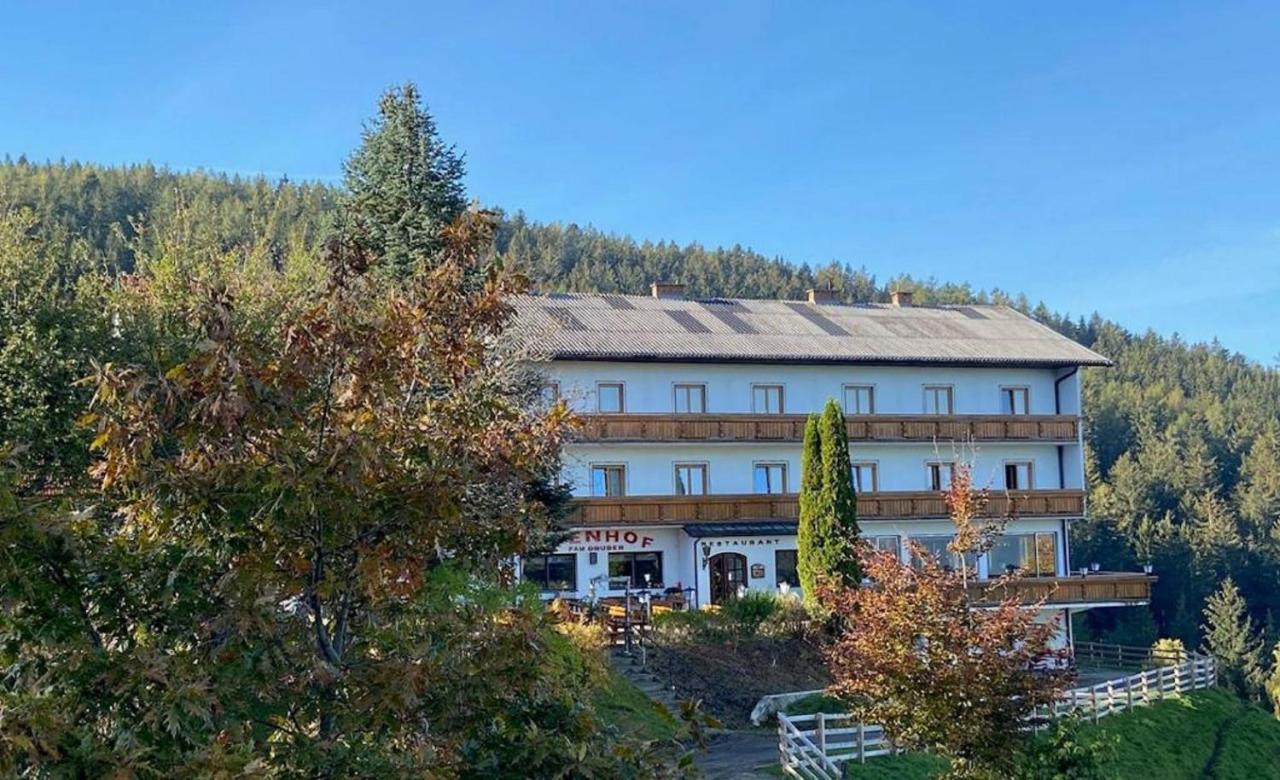 Familiengasthof Pension Oedenhof Sankt Corona am Wechsel Bagian luar foto